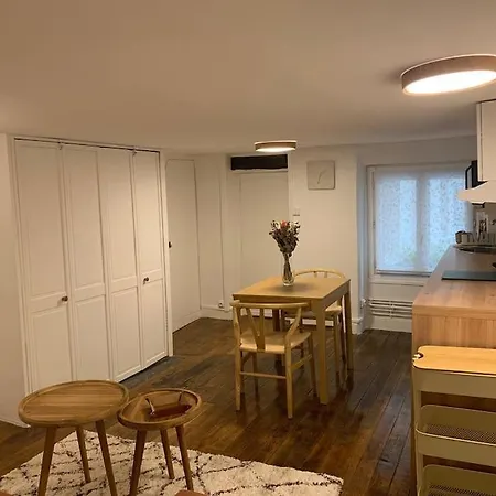 Cosy Flat Close To Montmarte, Ideal For 2 Pers Apartment Paris